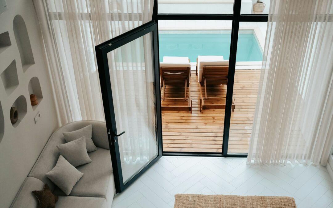 Considerations When Replacing Door Glass