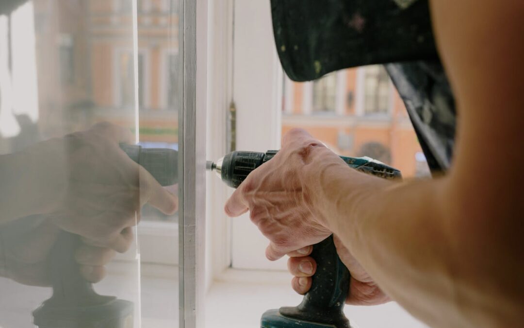 Top Attributes of a Reliable Glass Repair Service