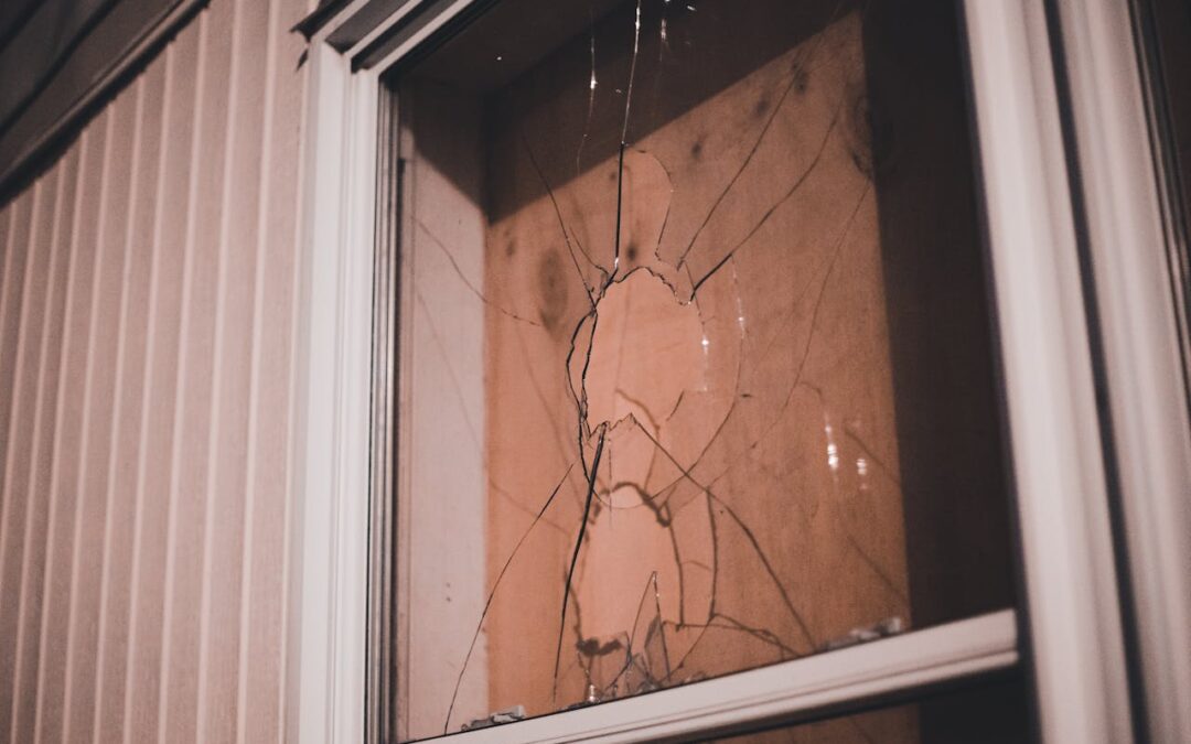How to Repair Cracked or Broken Glass Windows