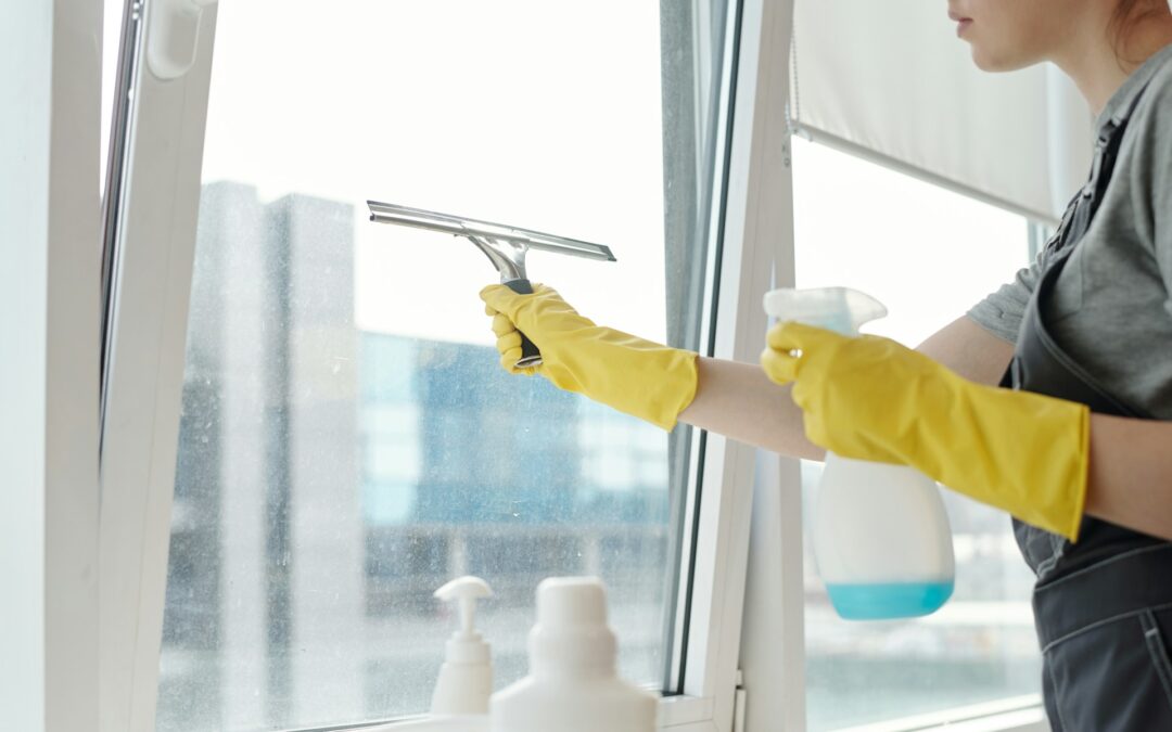 Securing a Trustworthy Glass Repair Service for Your Home